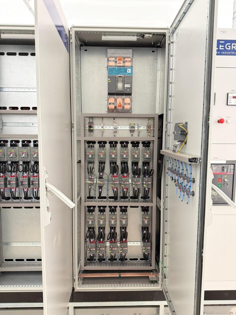 WhatsApp Image 2025-12-18 at 18.19.12-3